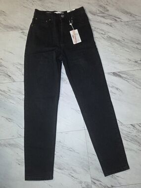 MNG Denim Women’s High-Rise Black Straight Jeans Size 32